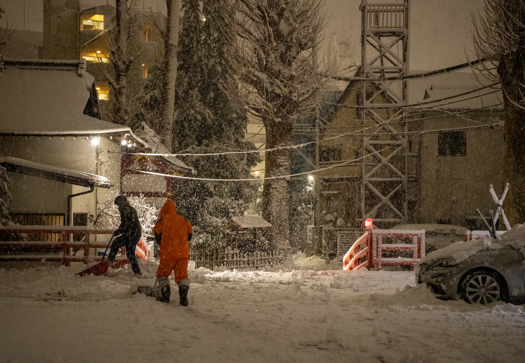 雪降る神社07